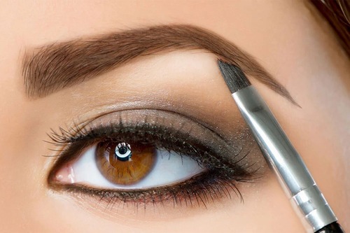 Eyebrow Tinting